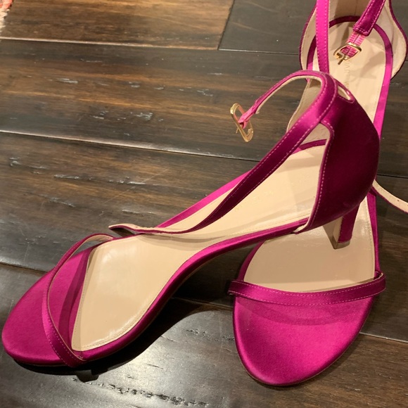 Stuart Weitzman sandals - Picture 2 of 5